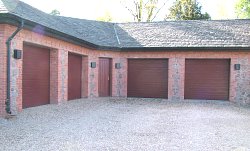 4 LPU 40 S Ribbed coloured Hormann sectional doors